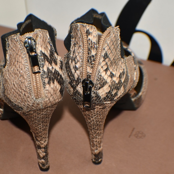 Nine West Leopard black Heel with zipper - Picture 4 of 6